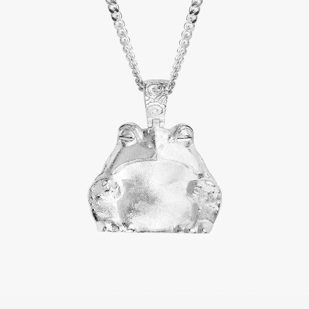 MEDIUM KAERU PENDANT